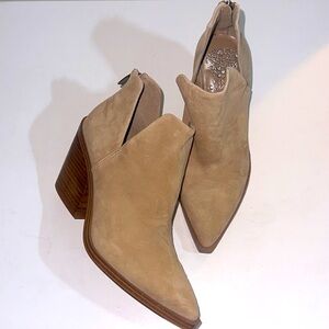 Vince Camuto Ankle boots